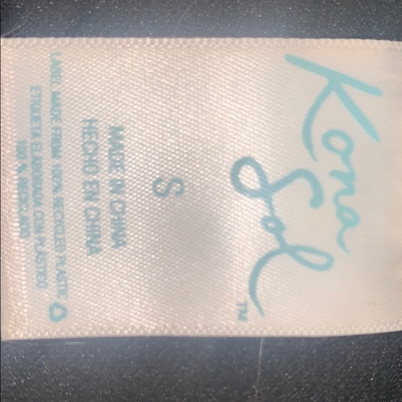 Black and white bathing suite - Picture 2 of 2